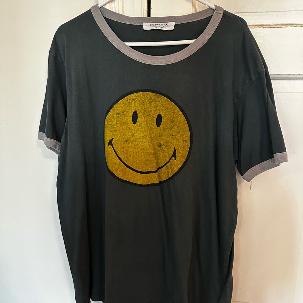 Free People Day dreamer smiley tee